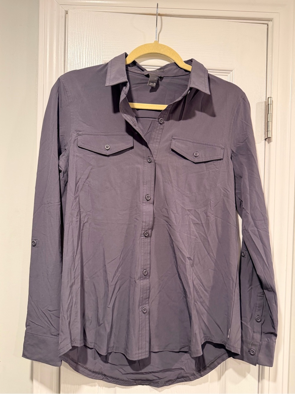 NWOT Eddie Bauer Size XS Gray Classic Fit Stretch Button Front Utility Shirt
